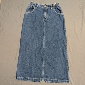 Women's Size Small Denim Maxi Skirt With Split And Stretchy Waist